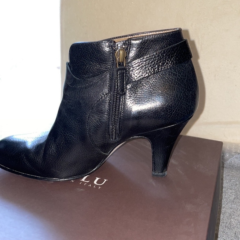 Anyi Lu ankle boots